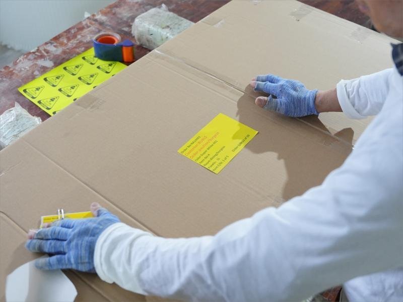 Export packaging of wood plantation shutters for international freight